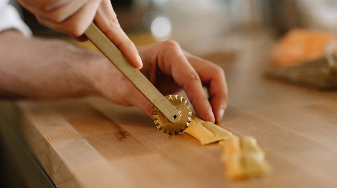 Pasta cutting