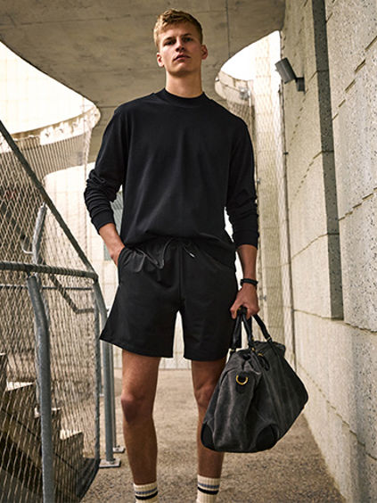 Man wearing Todd Snyder