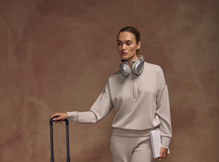 Woman wearing BYLT travel wear