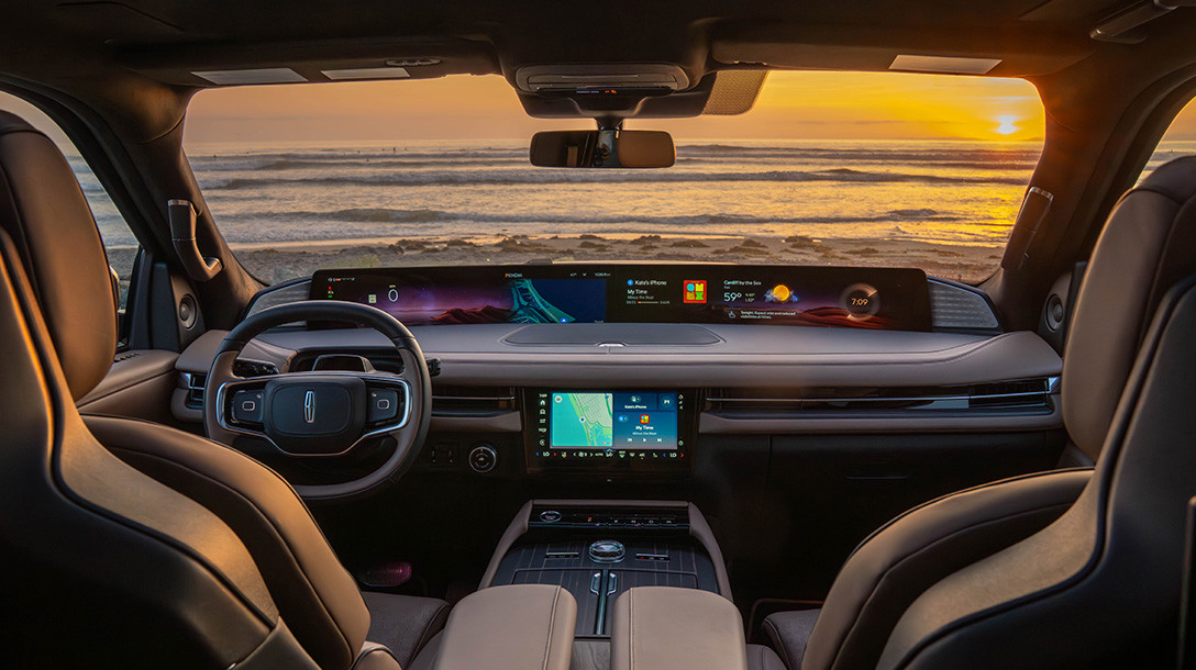 The all-new 2025 Lincoln Navigator interior