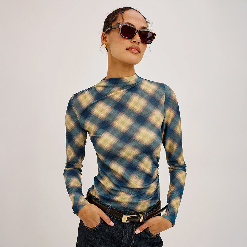 Joelle Top at Rails